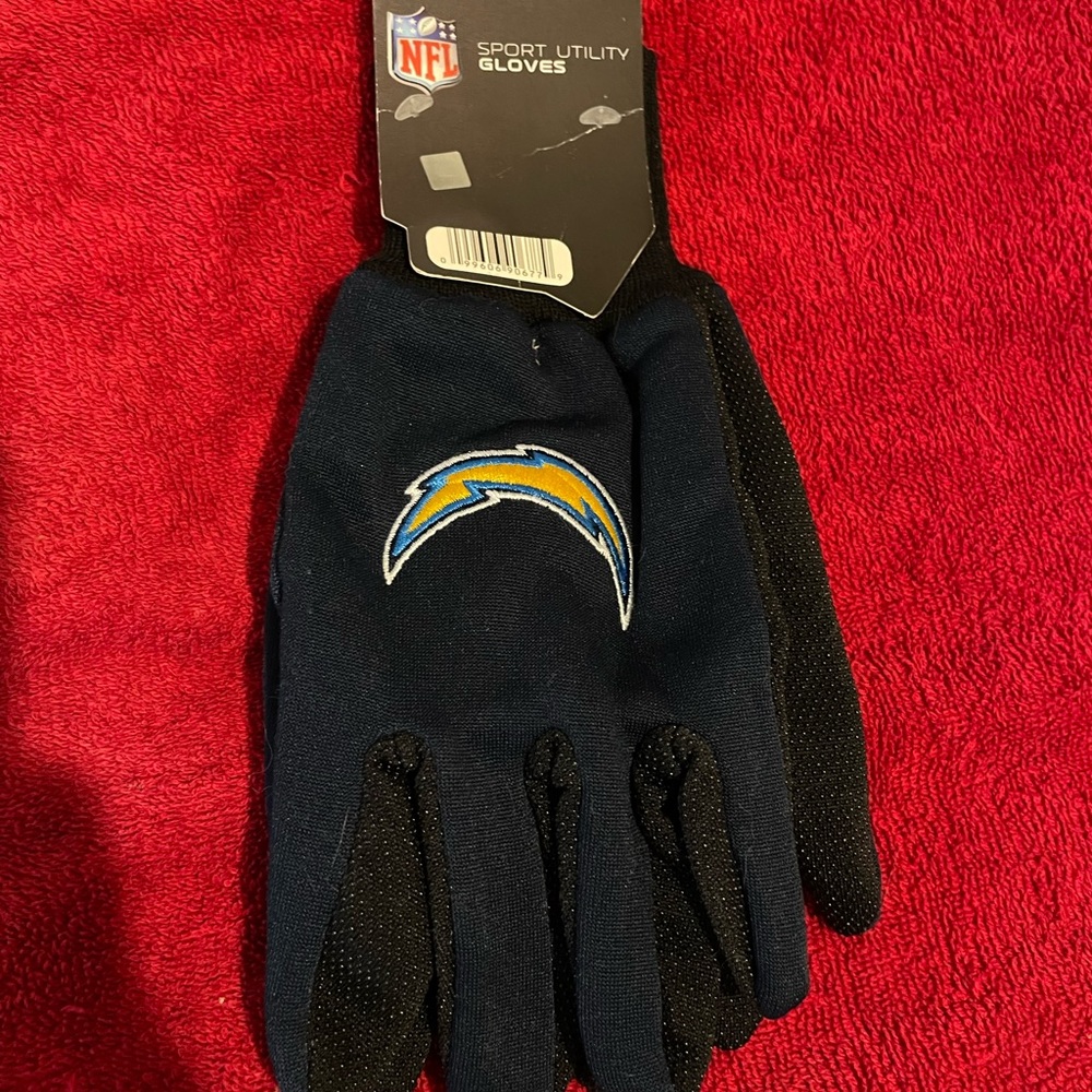 McArthur Towel+Sport NFL Los Angeles Chargers Sports Utility Gloves